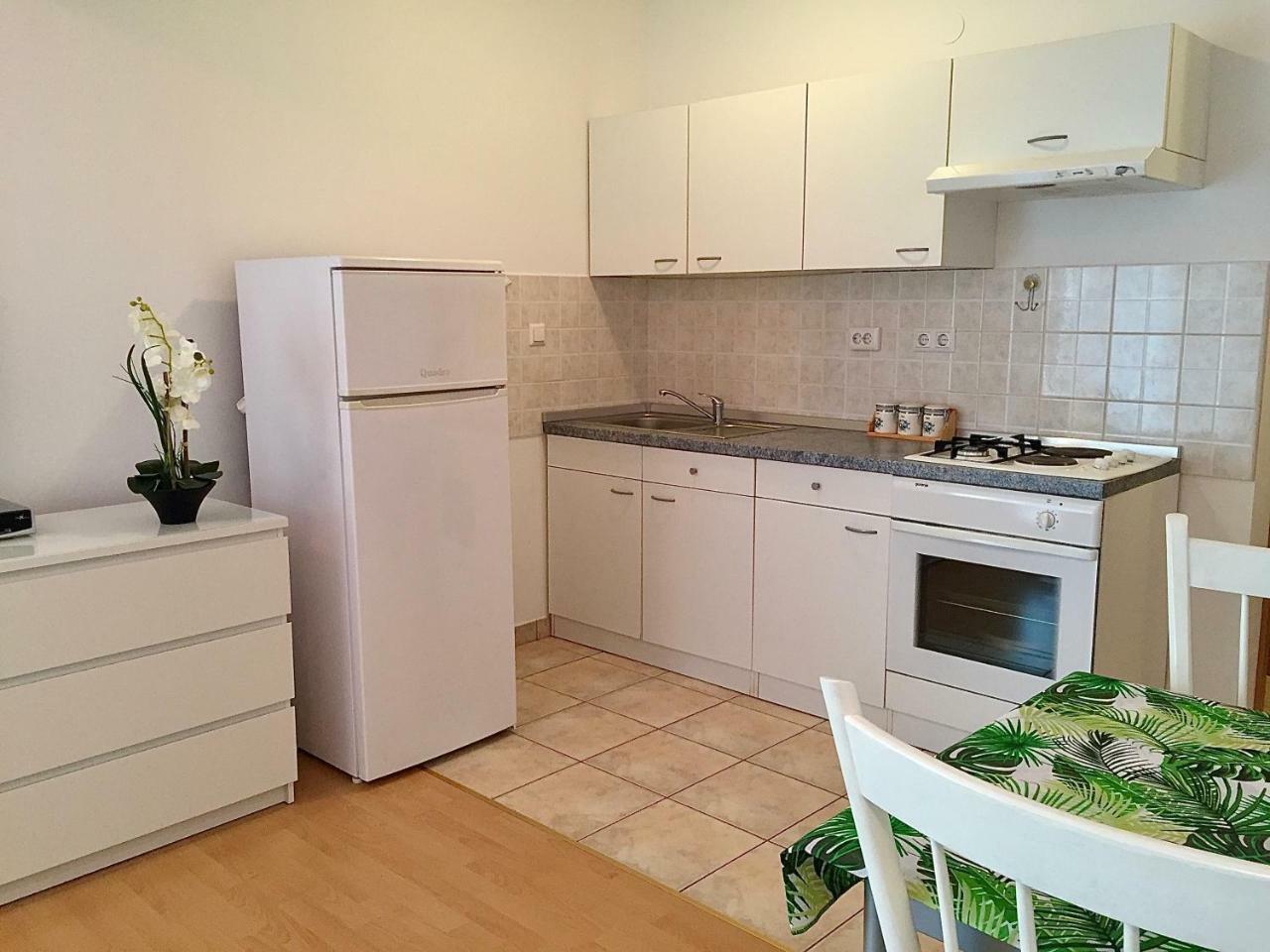 Apartment Marina Novi Нови Винодолски Екстериор снимка